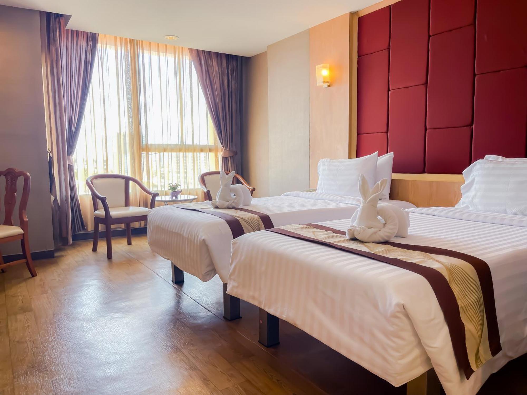 Eastern Grand Palace 4*