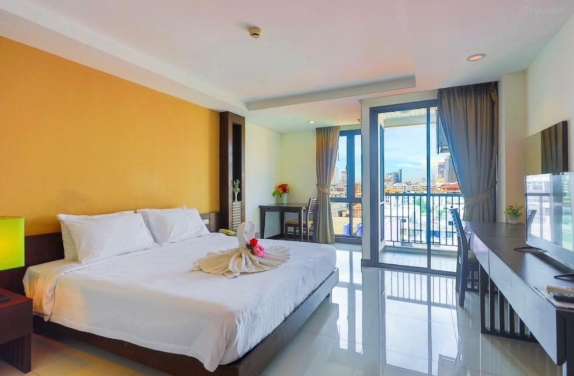 Tycoon Walking Street Hotel Pattaya