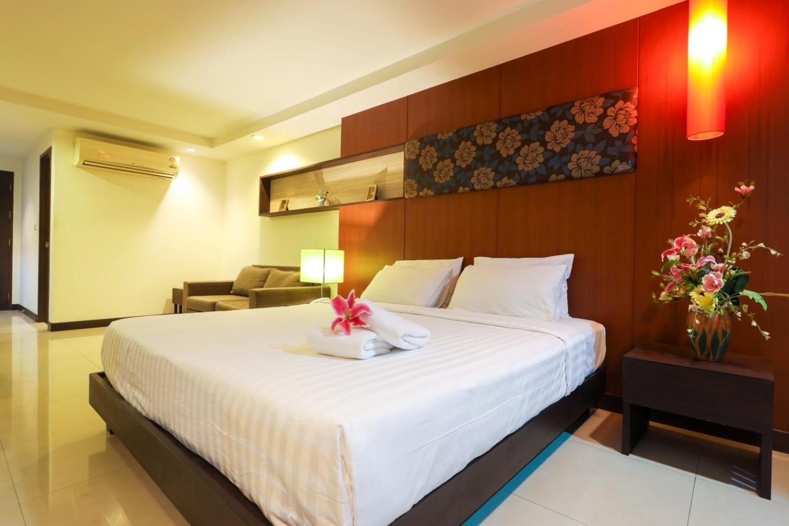 Tycoon Walking Street Hotel