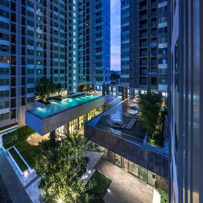 Apartment & Infinity Pool Pattaya