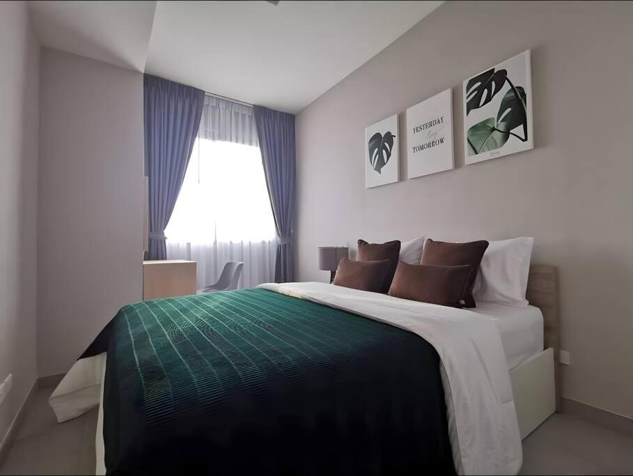 High Floor Sea View 2 Bedroom Near Walking Street Pattaya