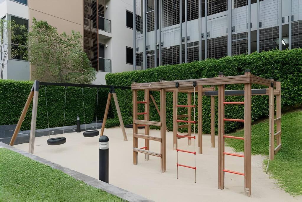 Apartment High Floor Sea View 2 Bedroom Near Walking Street *