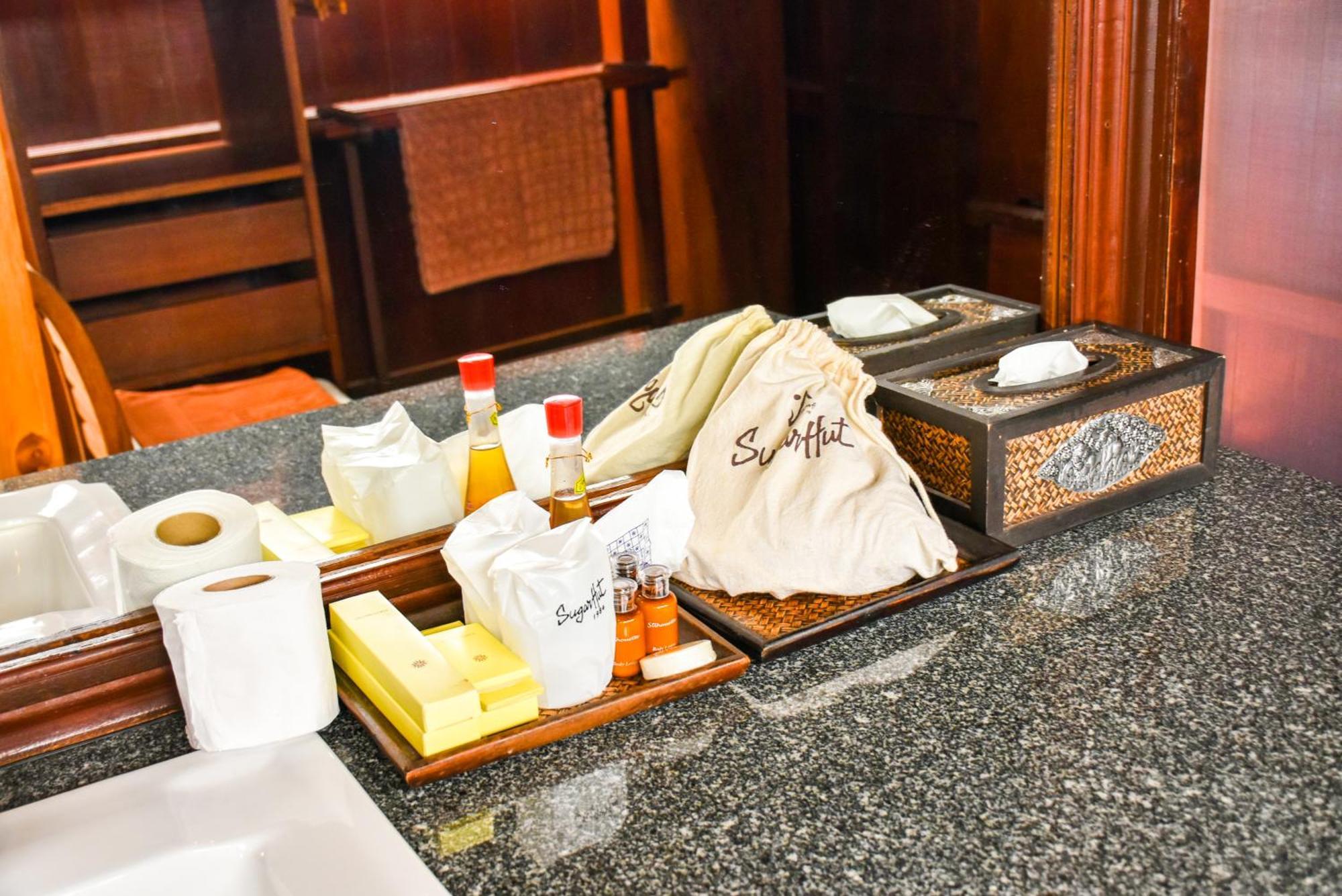 Sugar Hut & Restaurant 3*