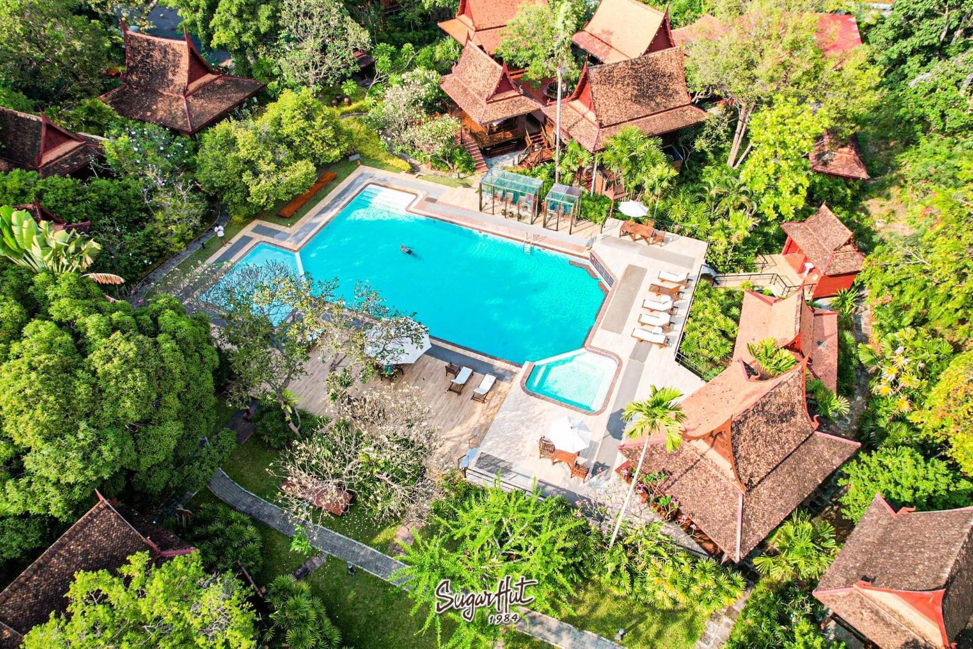 Sugar Hut & Restaurant Tempat peranginan