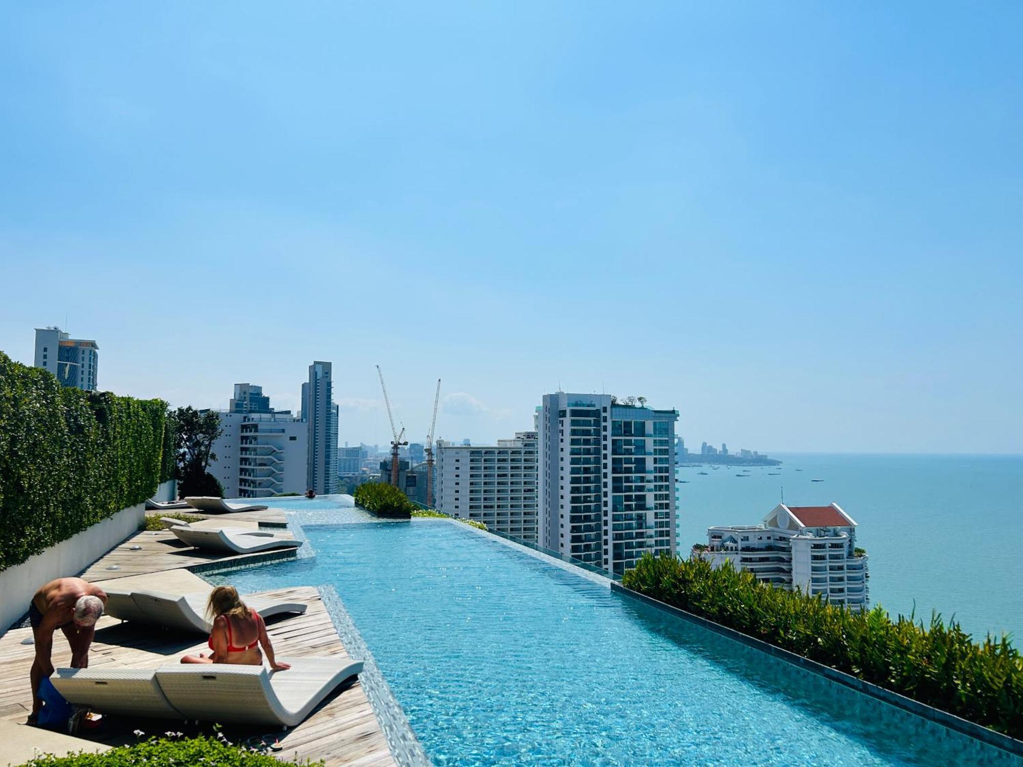 Apartment Baan Plai Haad Two Bedrooms *