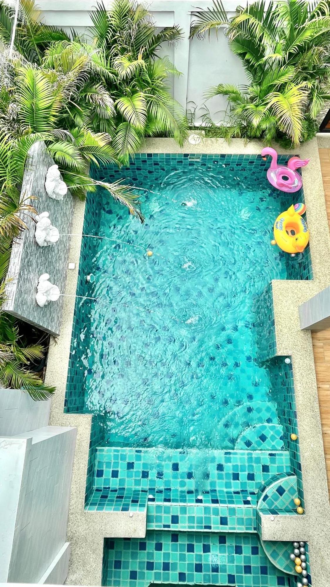 Villa H2中天海滩 风月步行街 市中心 Bbq 酒吧街 独栋别墅4卧5卫豪华装修芭提雅海天-悠舍泳池桑拿房别墅 Pattaya
