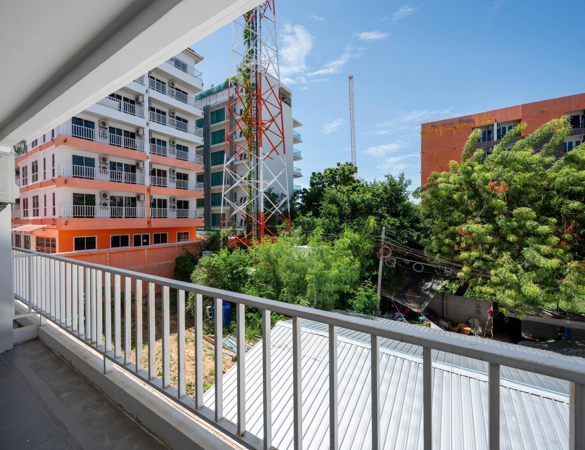 Aparthotel New Nordic Trend 3 By Apartwell Pattaya