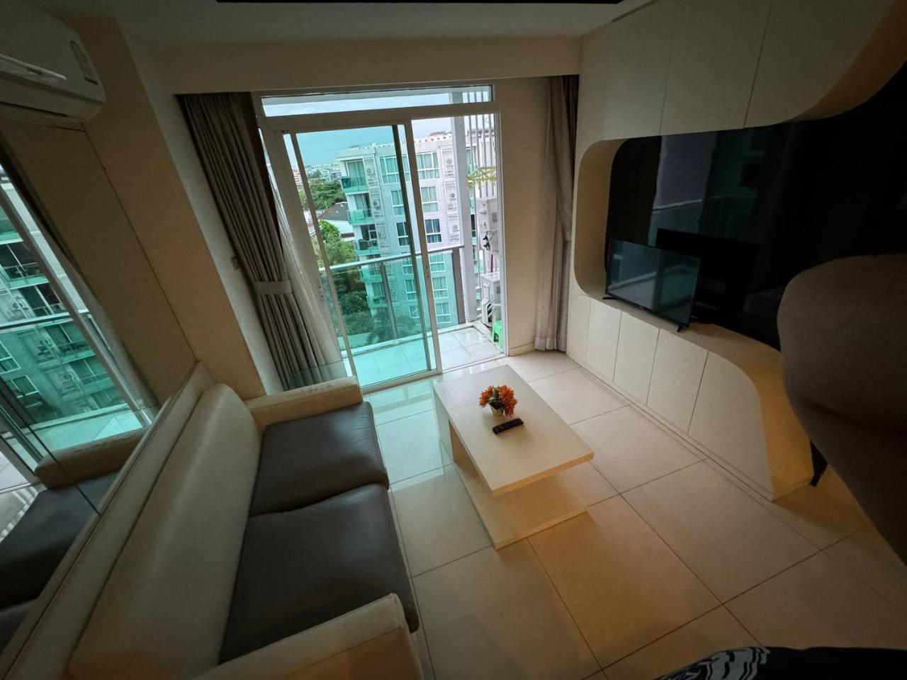 Center Apartment Pattaya