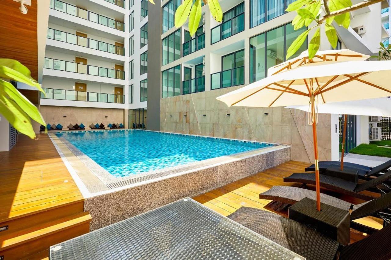 Aurora Family Condominium Apartment *