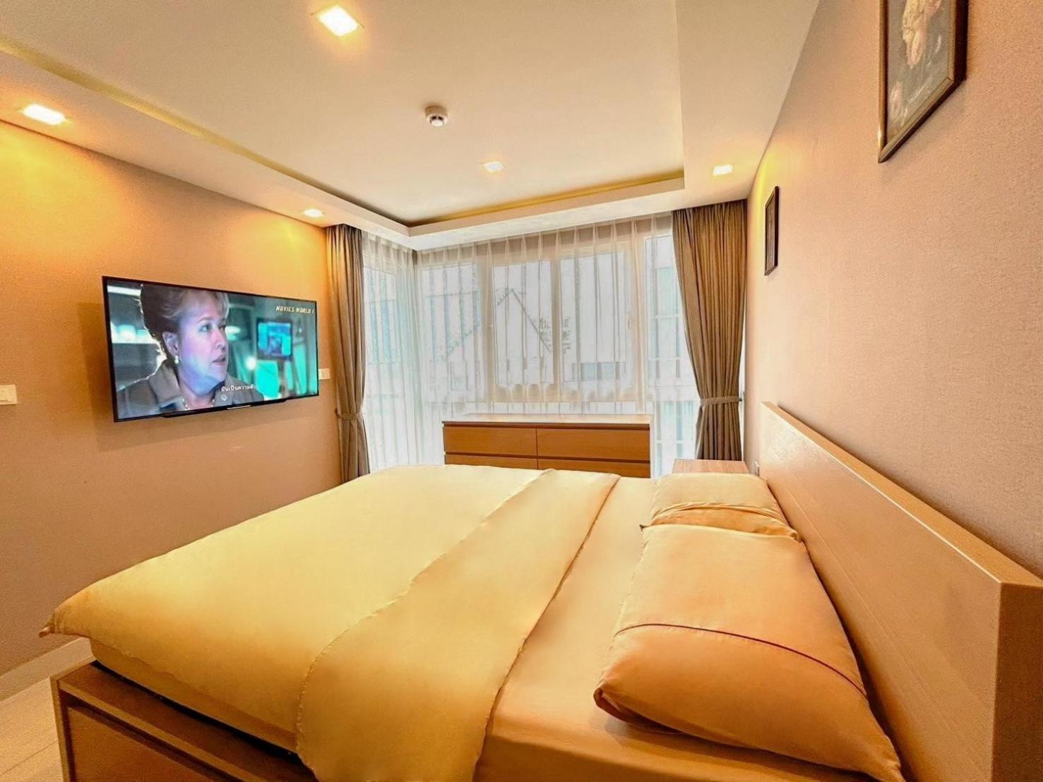 Grand Avenue * Pattaya