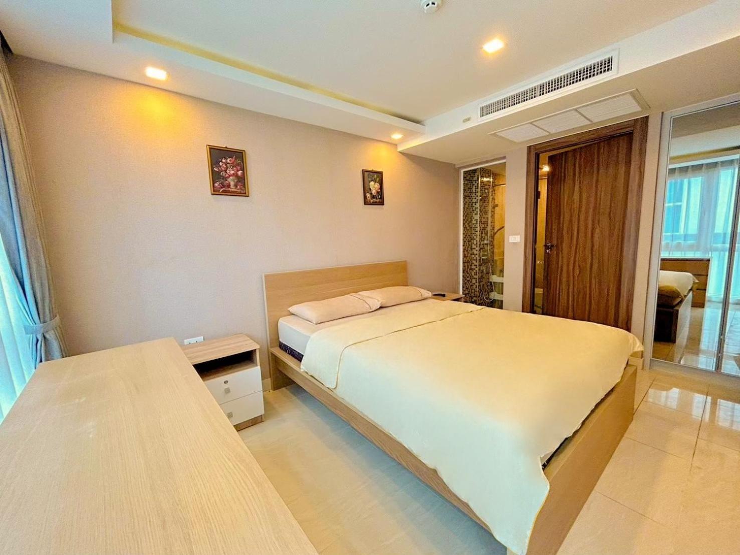 Grand Avenue * Pattaya