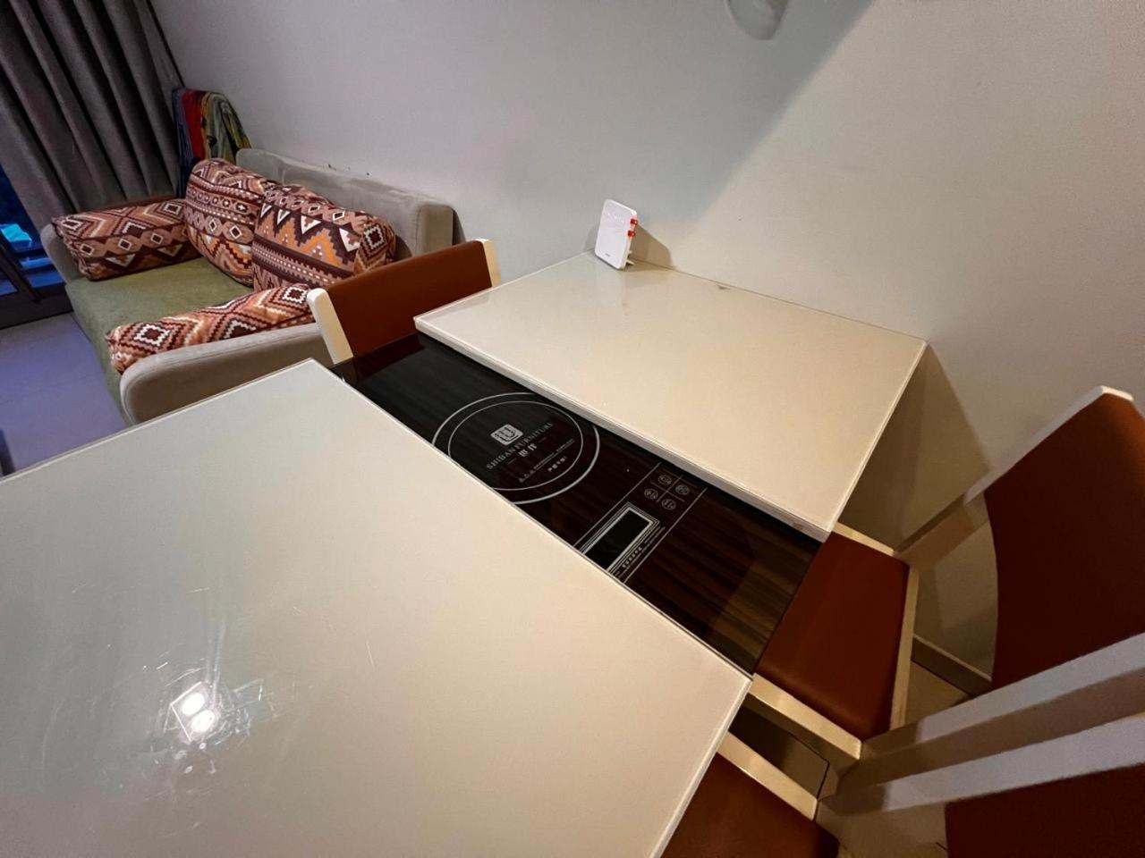 Sea & Pool View 1 Hall 1 Bedroom 1 Bathroom Mung Apartment
