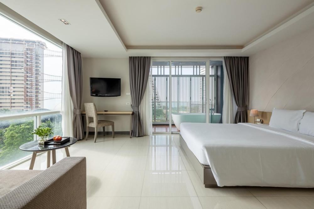 Prima Hotel 4*