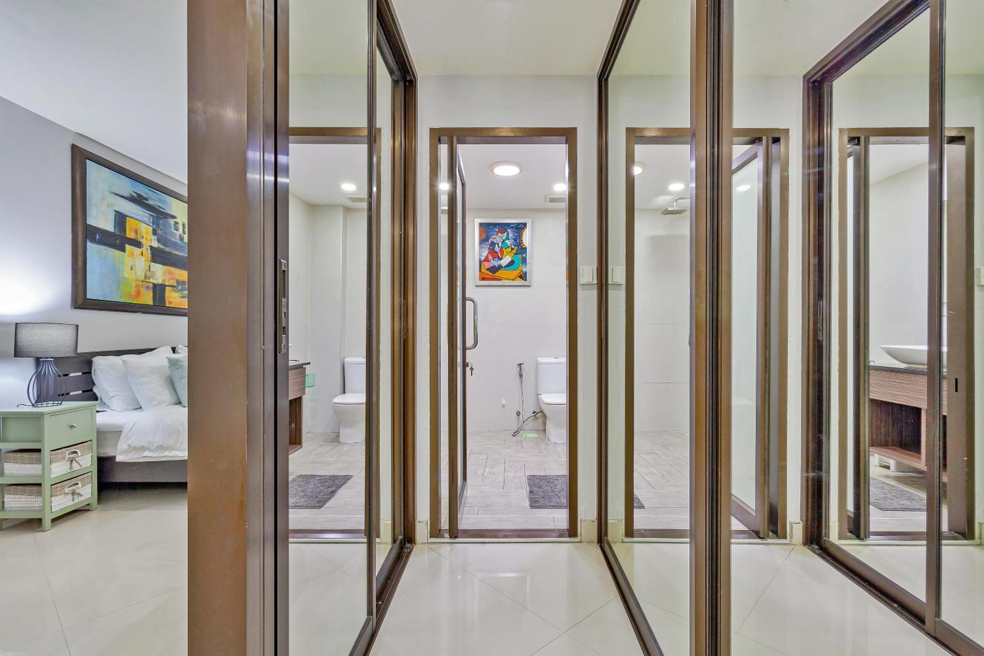 Apartment Grosvenor House - On The Phra Tamnak Hill Pattaya