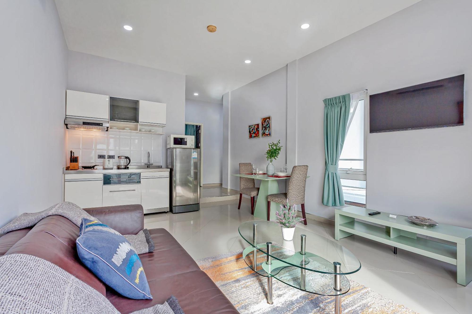 Grosvenor House - On The Phra Tamnak Hill