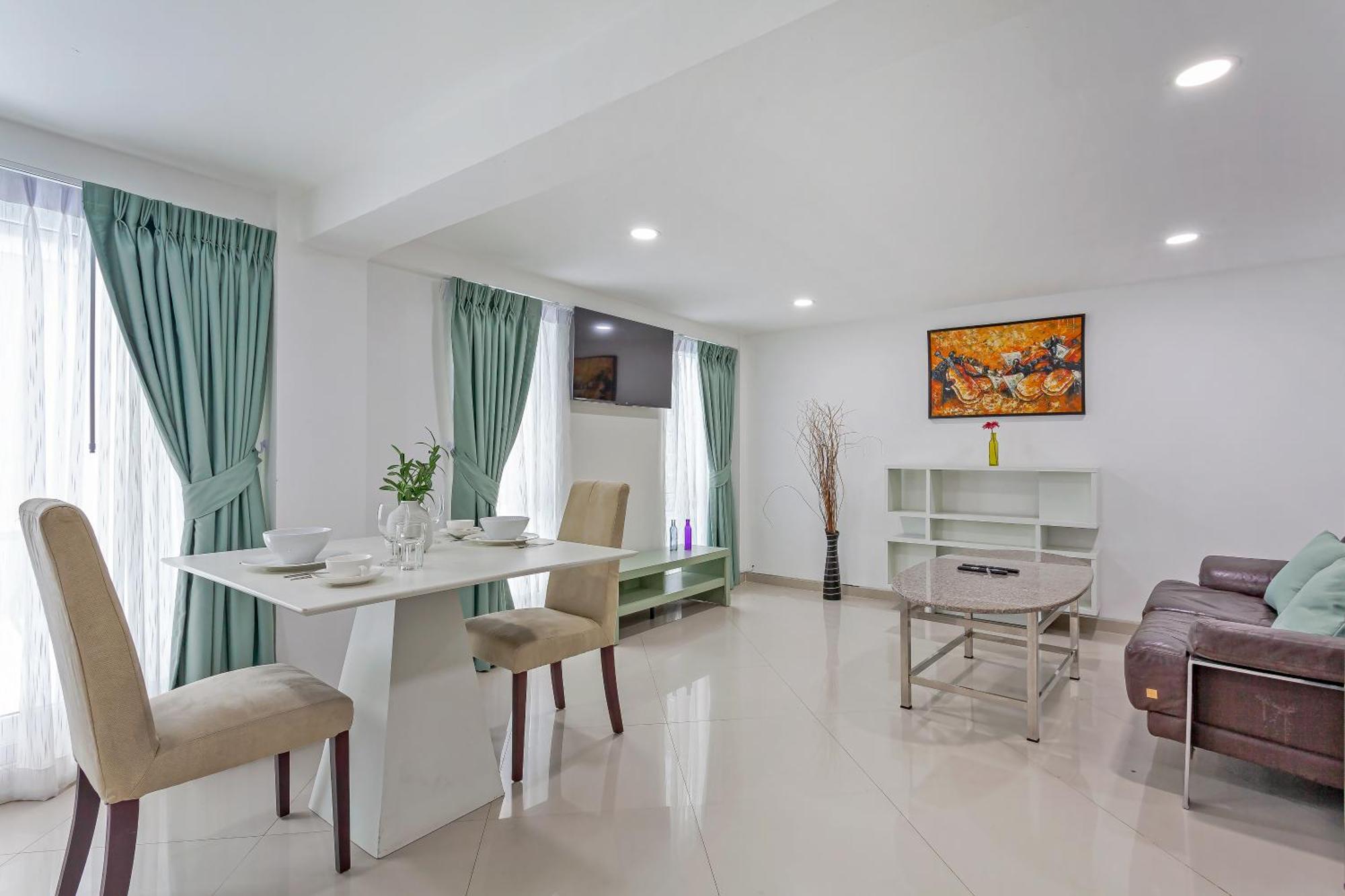 Apartment Grosvenor House - On The Phra Tamnak Hill