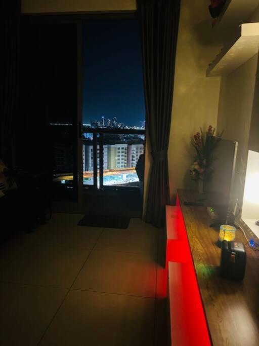 Downtown Seaview 1104 Unixx South