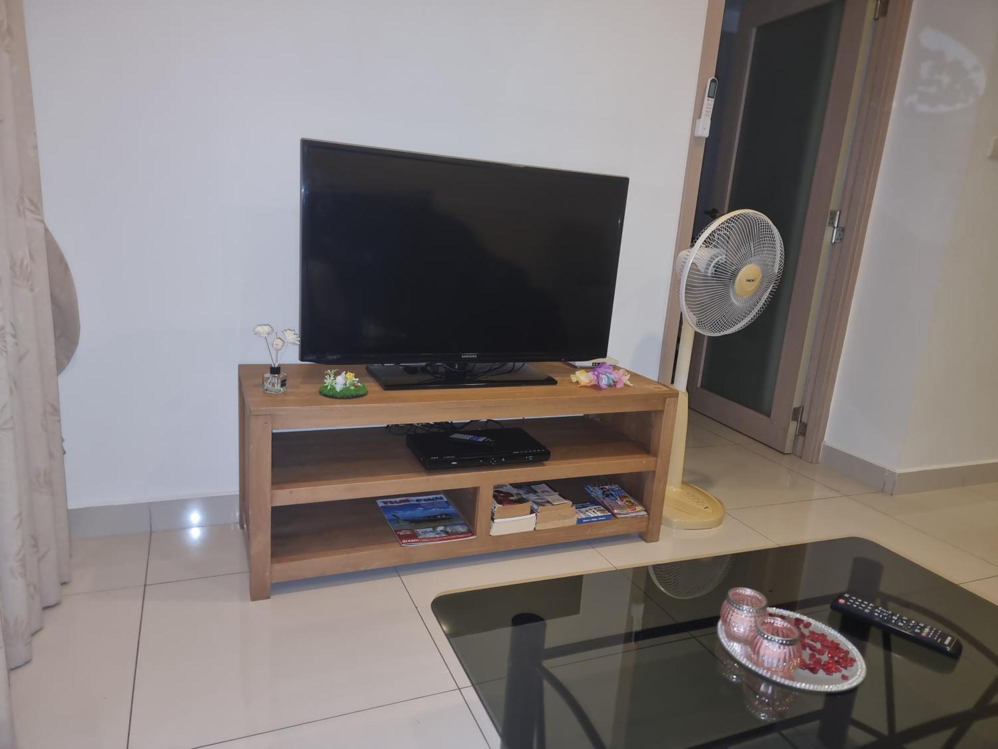 Laguna Bay 1 *