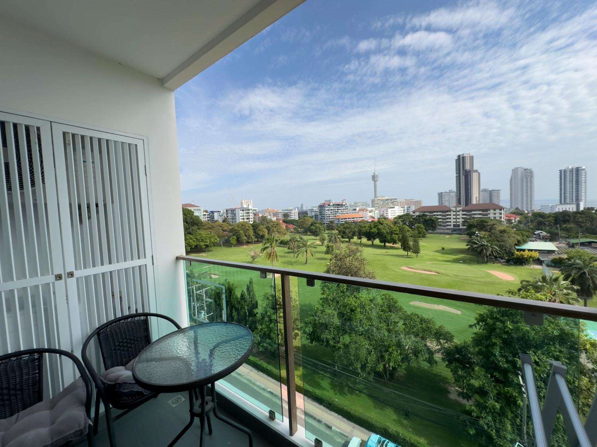 One Tower By Thaiminatorpattaya 75 Apartment Pattaya