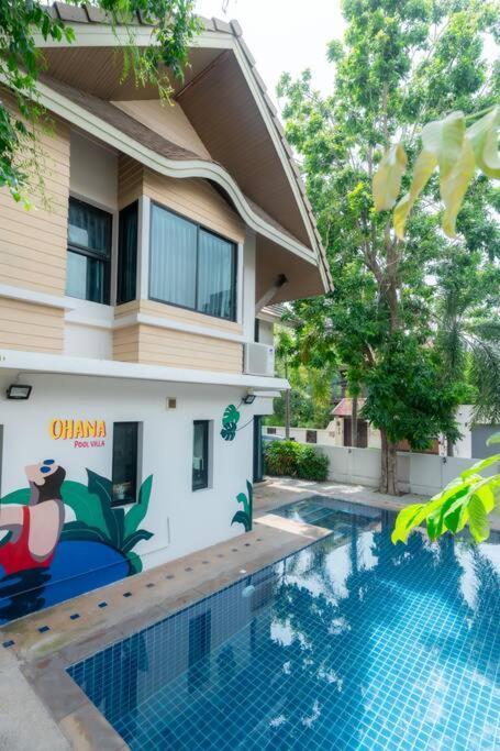 Villa Thai 23 3br Near Hollywood *