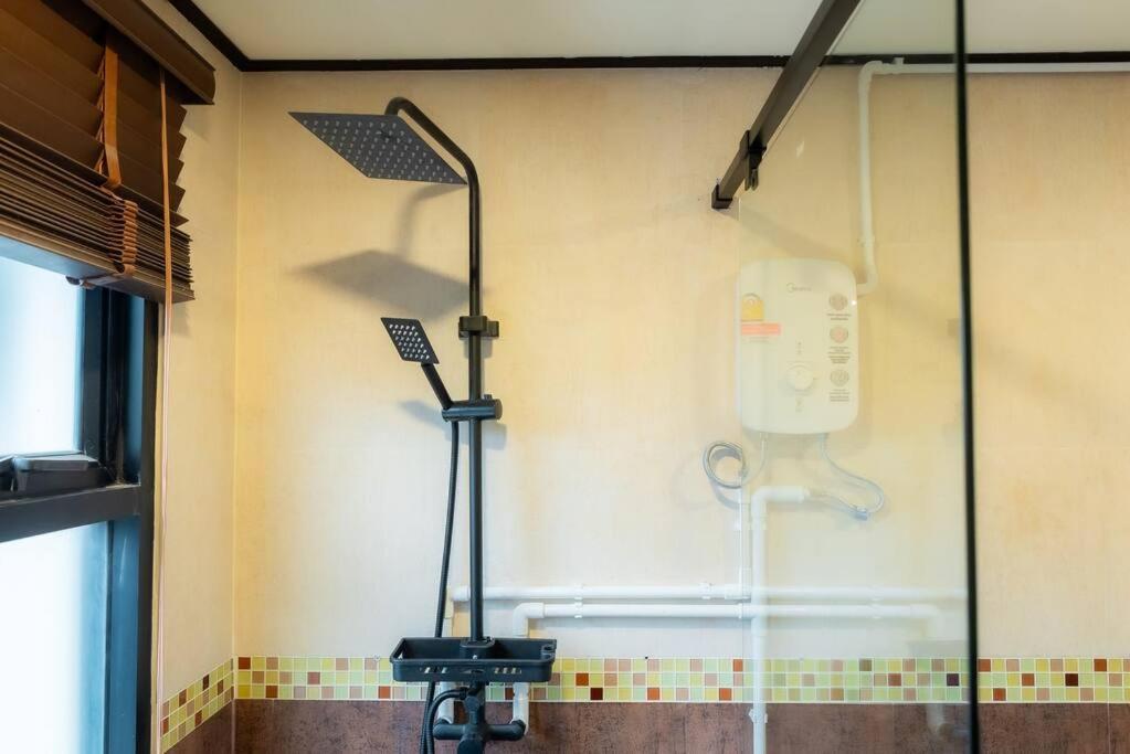 Thai 23 3br Near Hollywood Villa