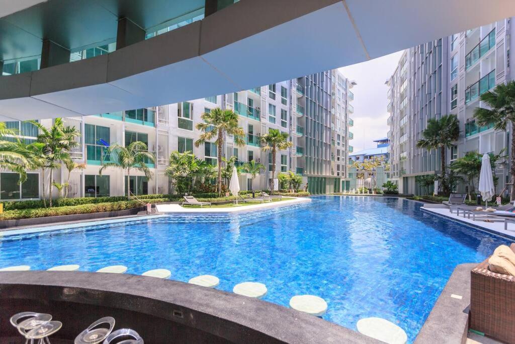Center With 2 Bedroom * Pattaya