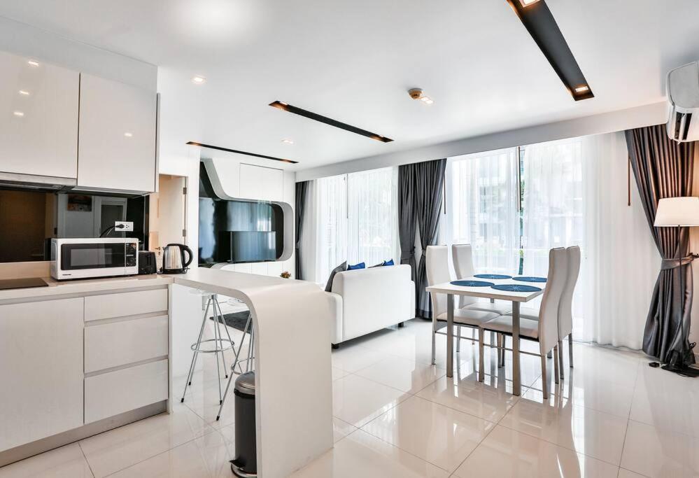Center With 2 Bedroom * Pattaya