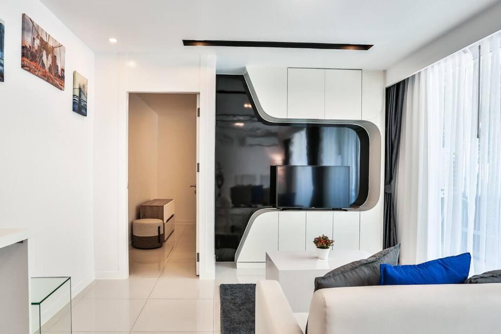 Center With 2 Bedroom * Pattaya