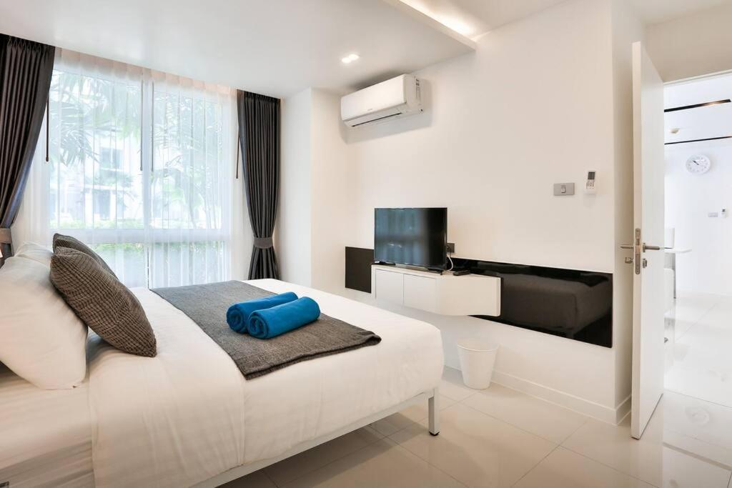 Center With 2 Bedroom Apartment
