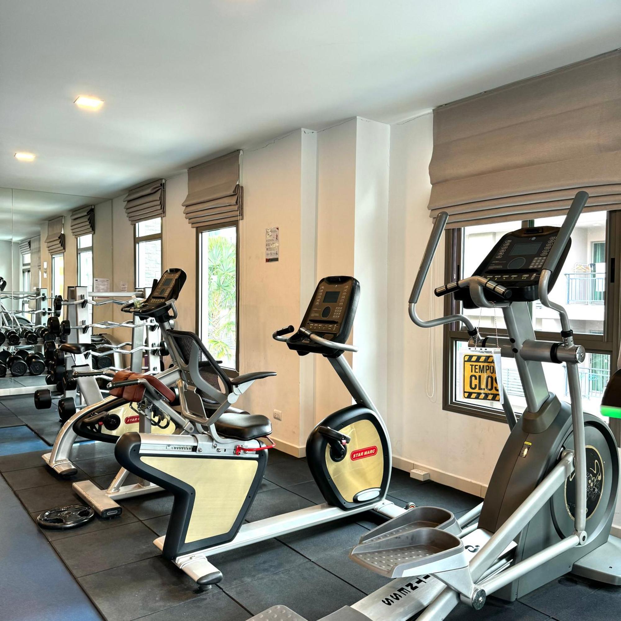 Arcadia Continental 1br Mid-high Floor Pool View Cozy Vibes * Pattaya