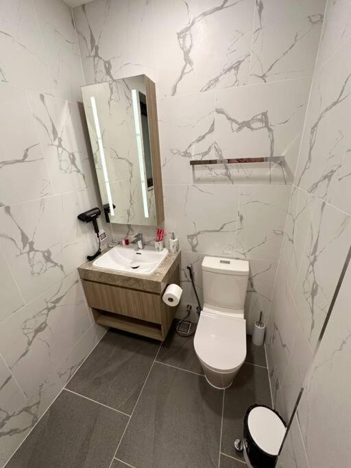Villa Super Luxury 3 Bedroom Private Pool With Jacuzzi, Near 711, 10 Minutes To Walking Street And - Mt6