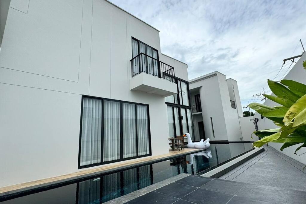 Pupae Pool Inara Villa