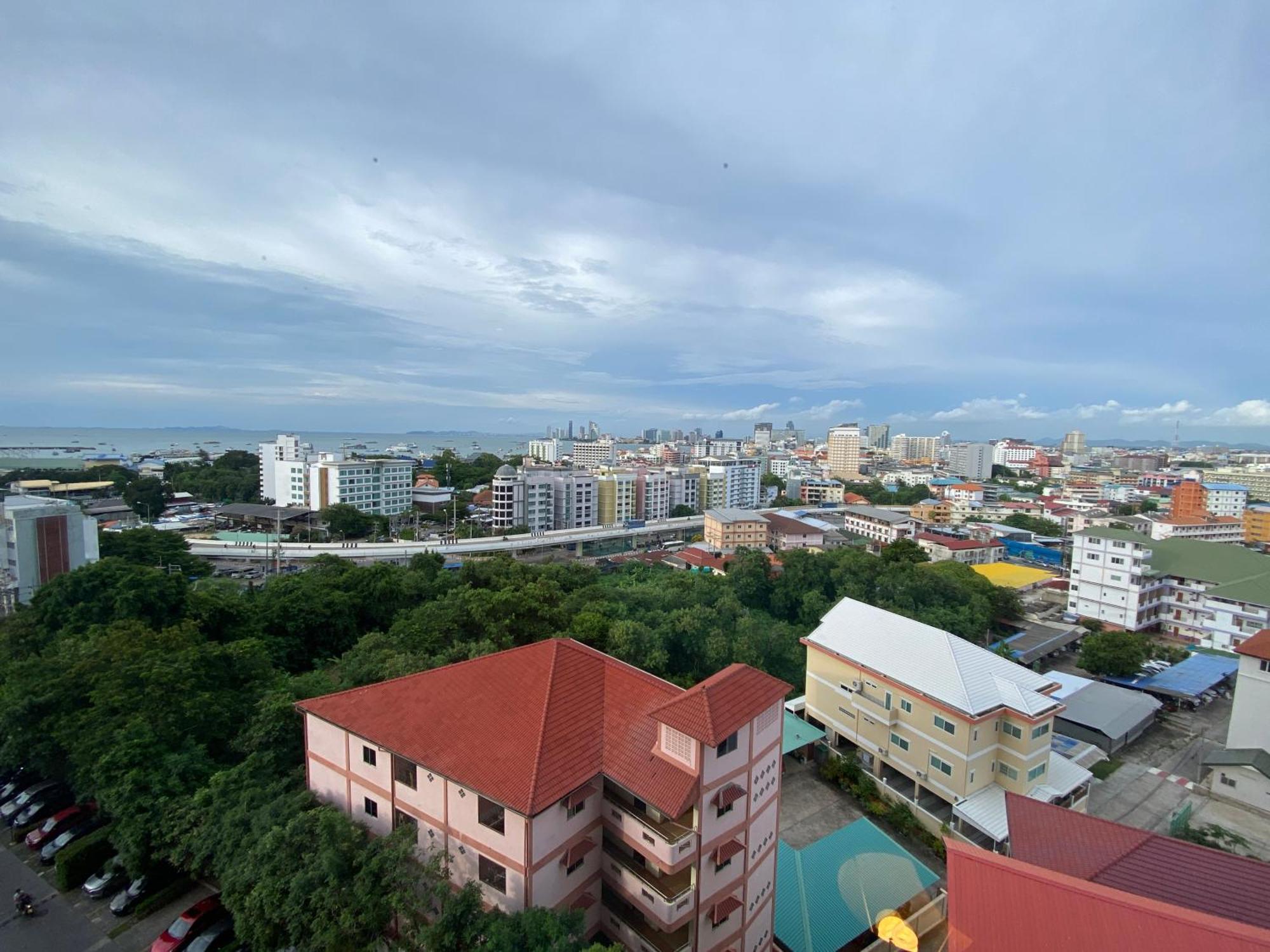 Single Bedroom Sea View With Balcony Unixx Apartment *