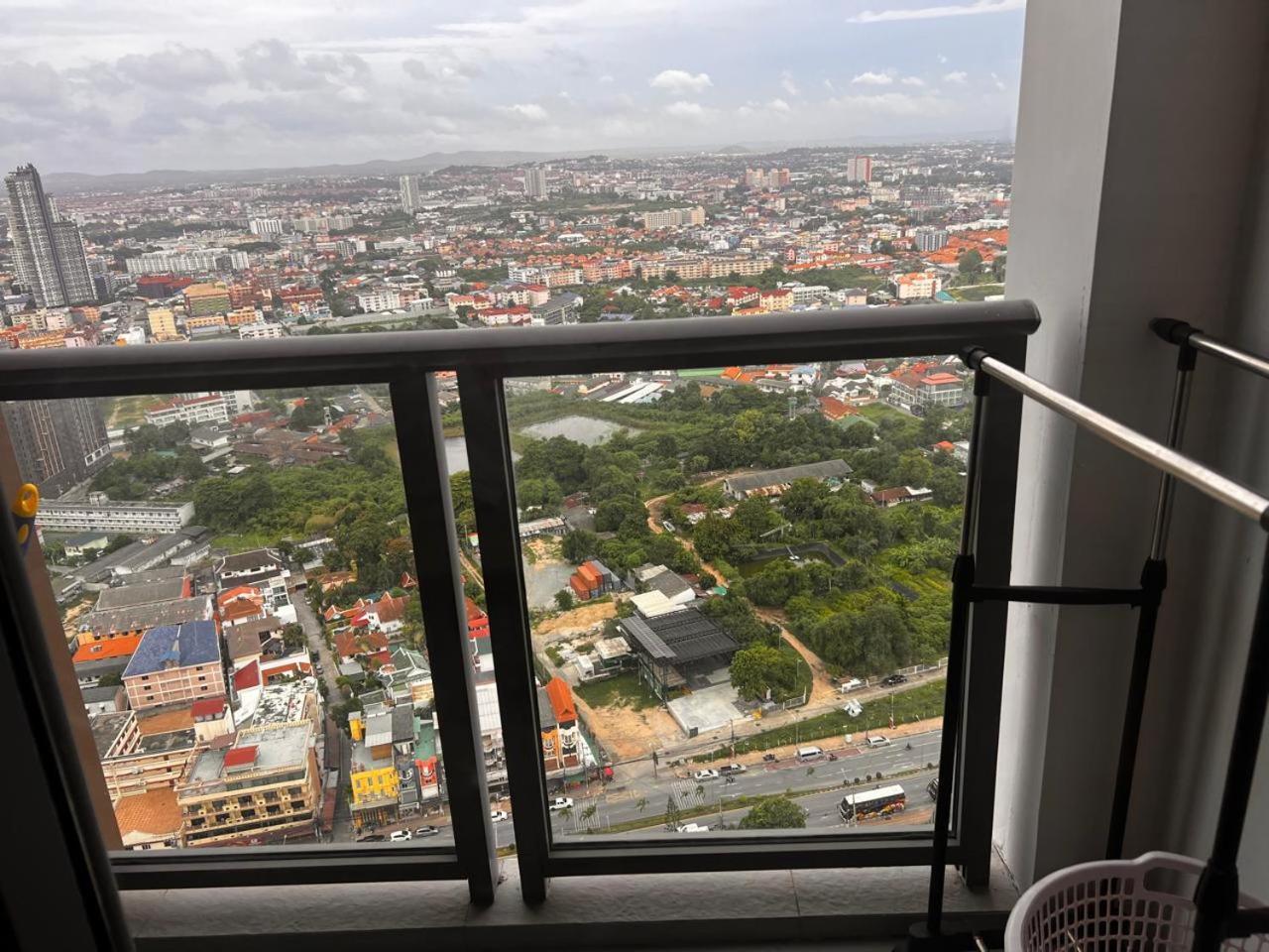 Apartment Luxurious 40th Floor With Great View Near Walking Street 3 *