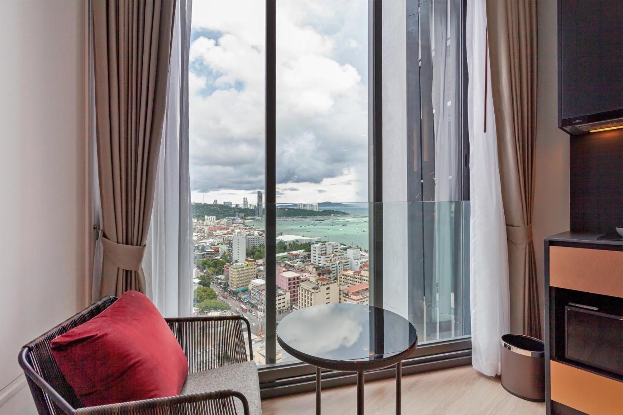 Aparthotel Edge Sea View High Floor 23,26