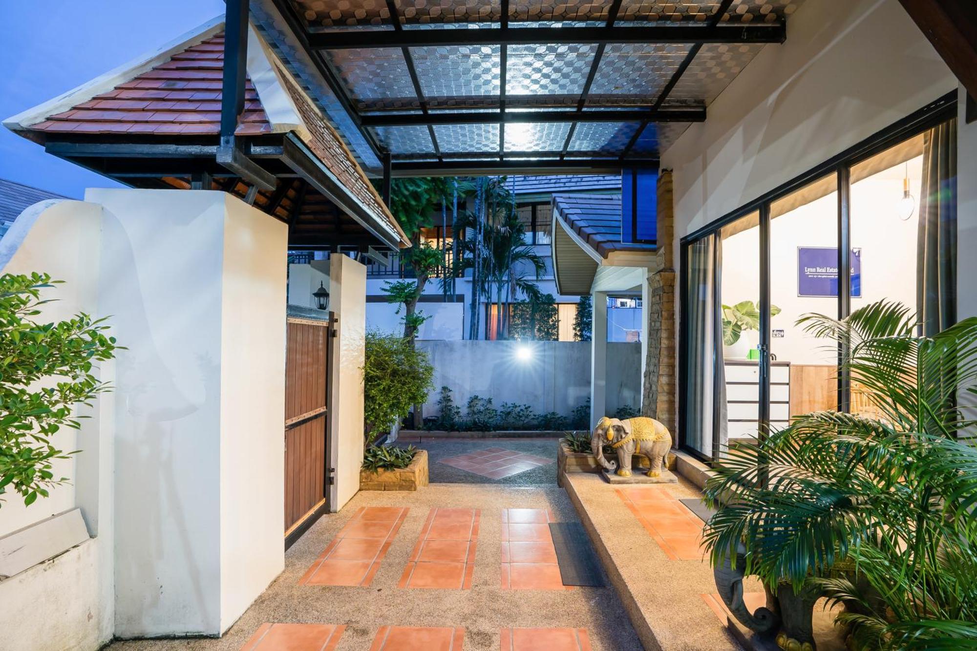 Natcha 44 Villa Pattaya