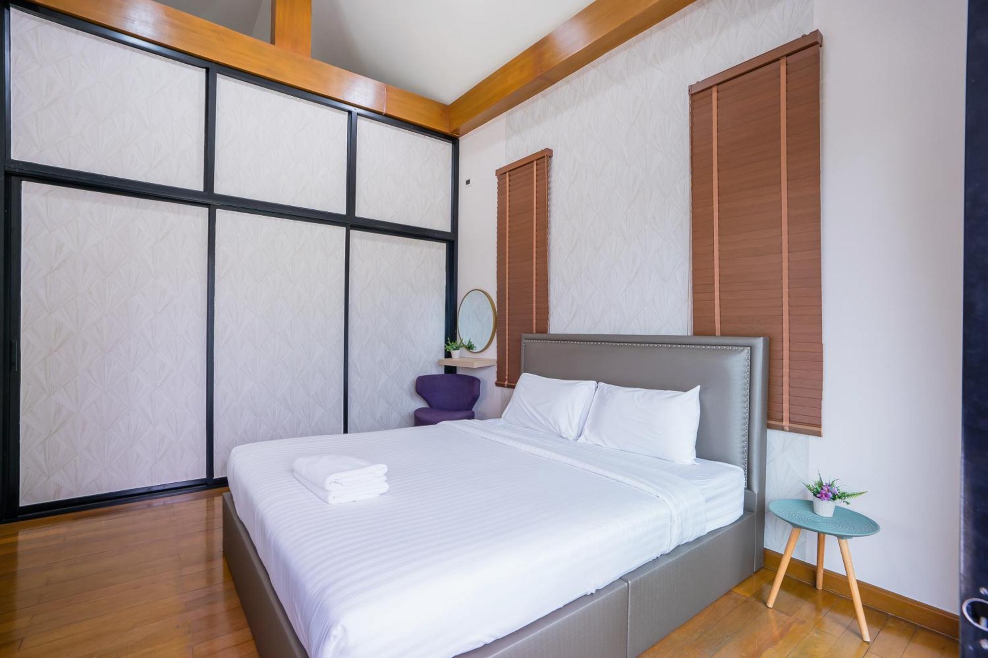 Amazing Natcha * Pattaya