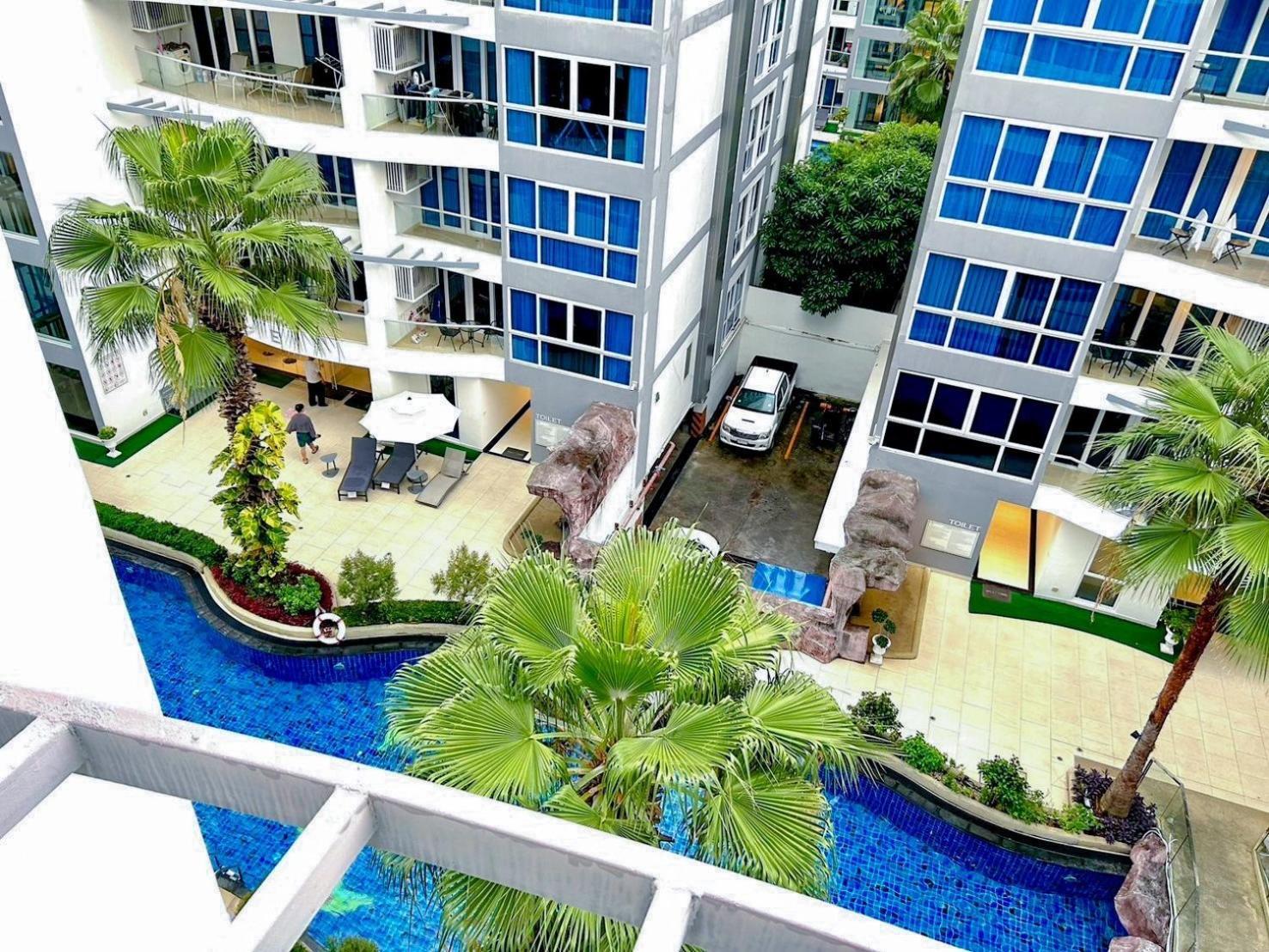Grand Avenue Apartamento Pattaya