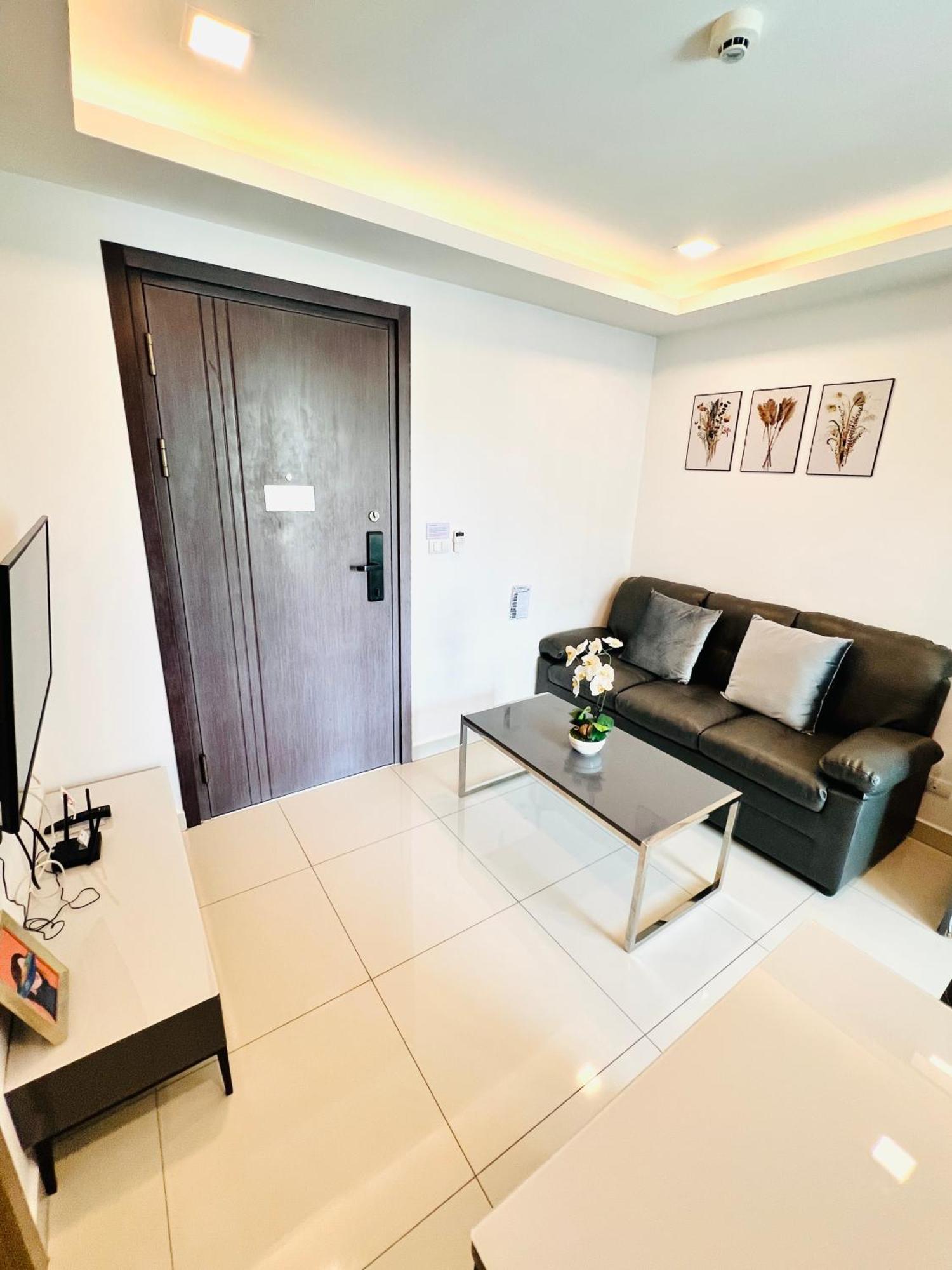 Apartment Pleasant Pool View Arcadia 1 Bedroom *