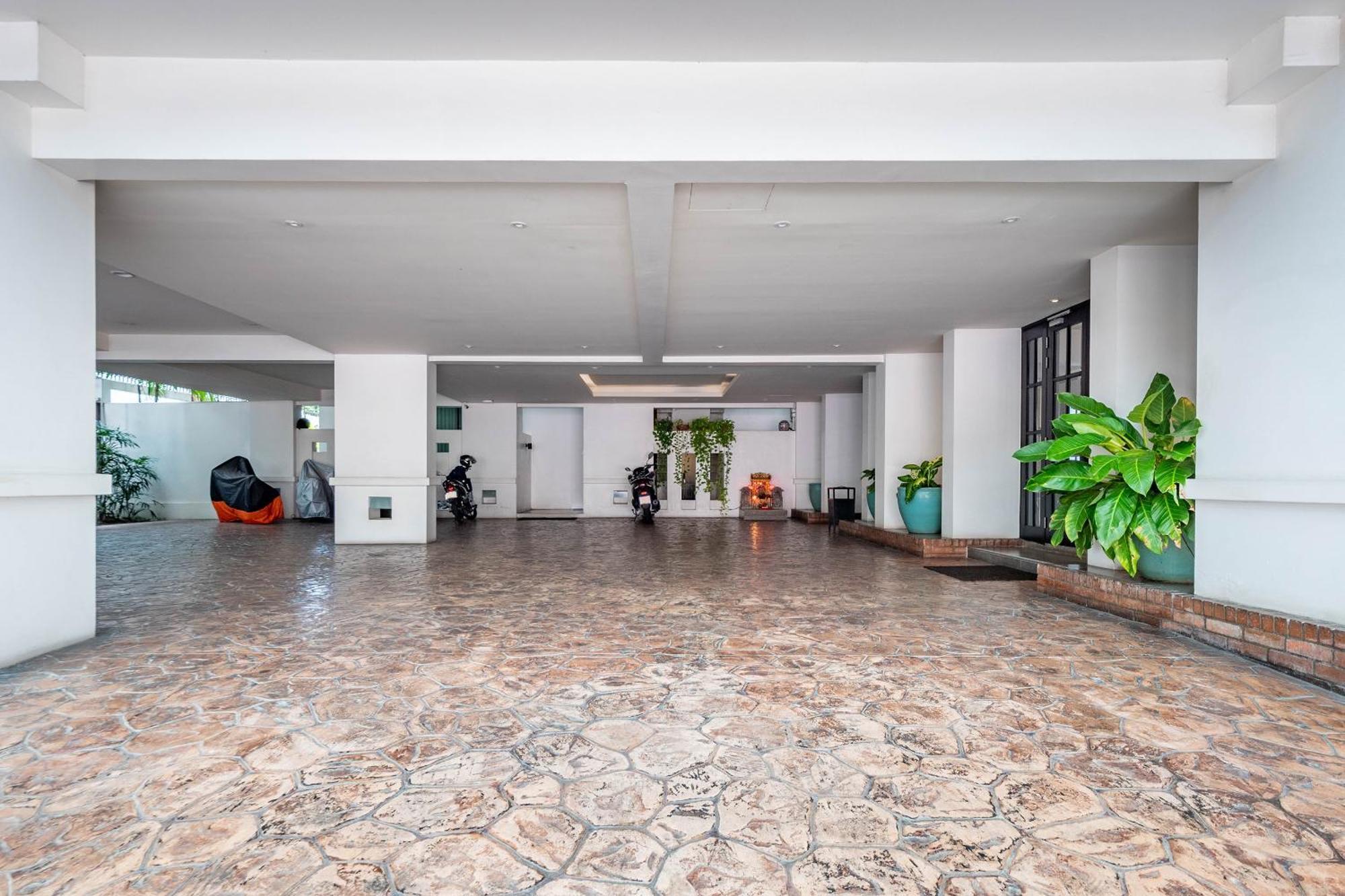Luxe Aparthotel 2*