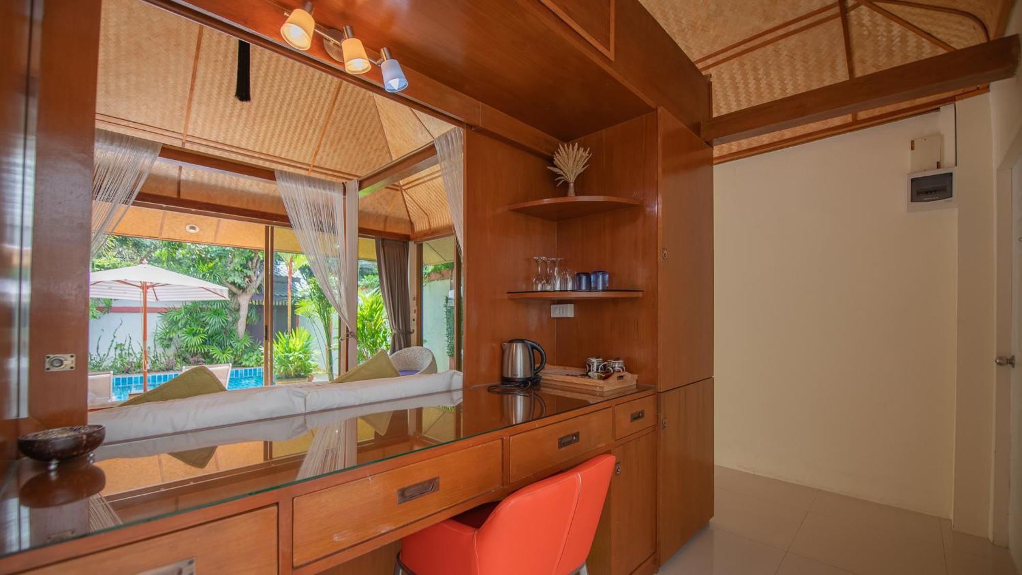 Iii, Totally Private Pool Apartment *