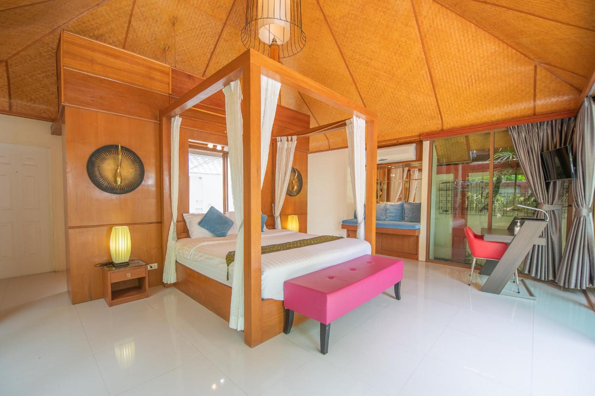 Ii, Totally Private Pool Apartment Pattaya