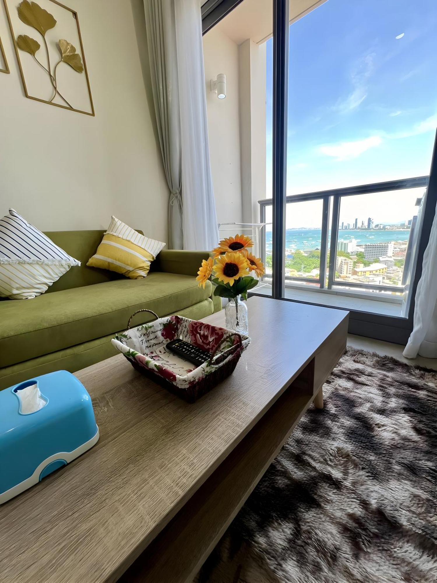 Sea View With Amazing View Apartment