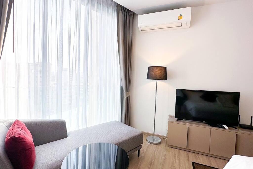 With Roof Pool Apartment Pattaya