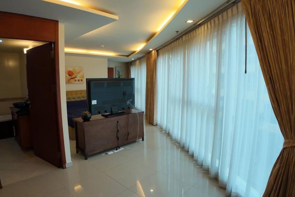 Garden Two Bedrooms Apartment *