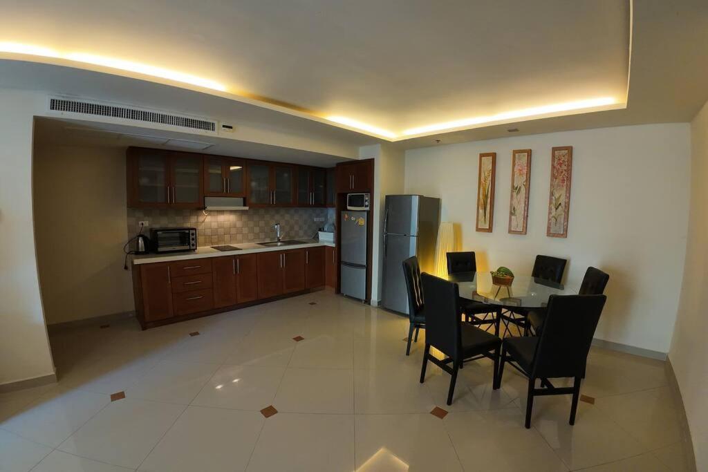 Garden Two Bedrooms Apartment Pattaya