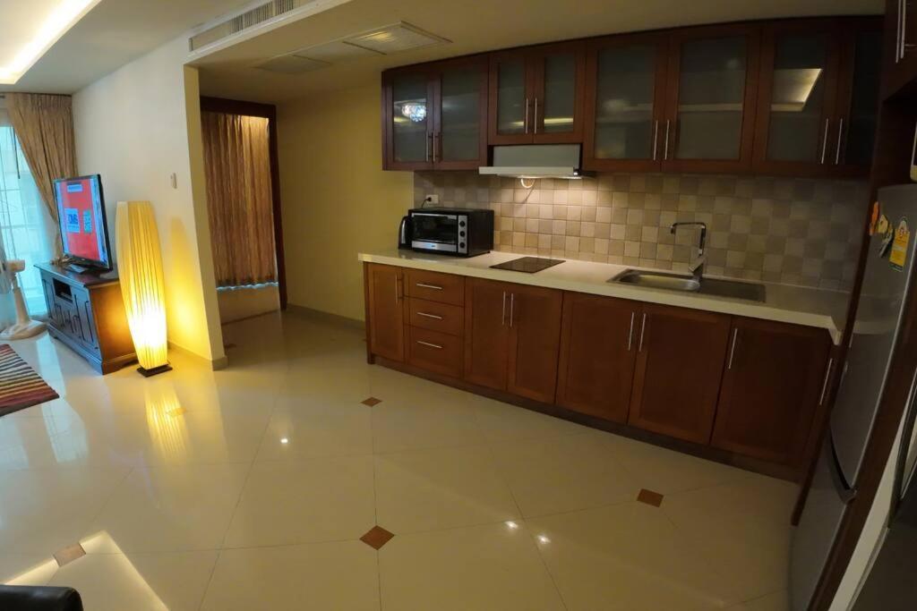 Garden Two Bedrooms Apartment Pattaya