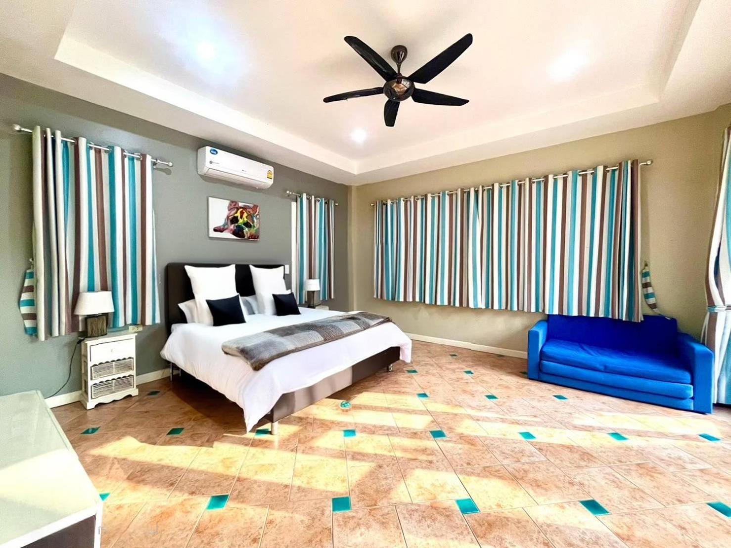 Pool 5bedroom Cosy Big Area Close To The Villa