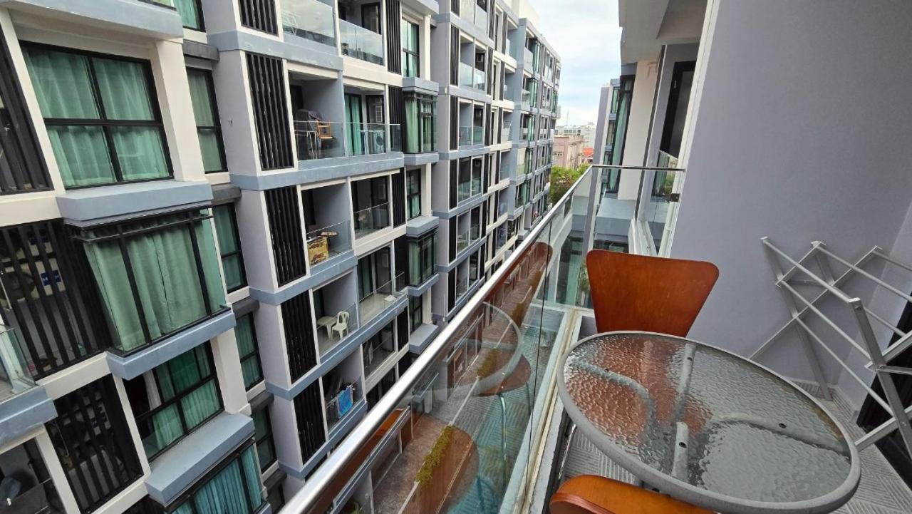 5 Min Walk To Beach Tropical Garden Apartment *