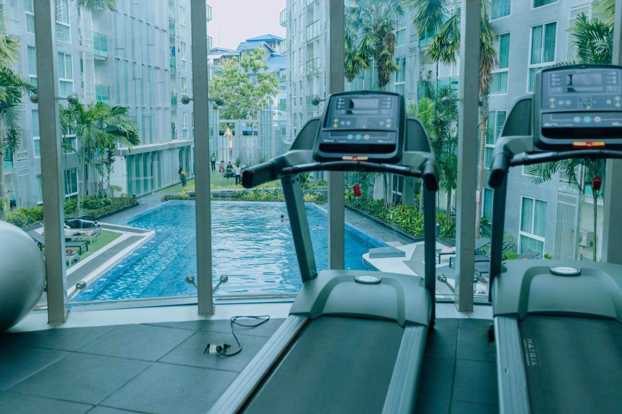 Apartment Center By K *